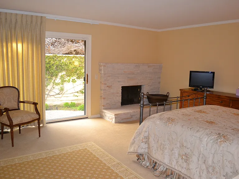 7060 Valley Greens Cir — Photo 21