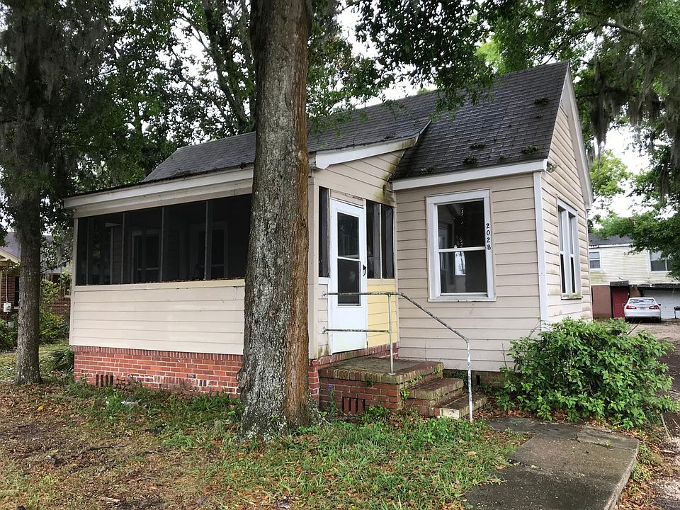 Frontside of house