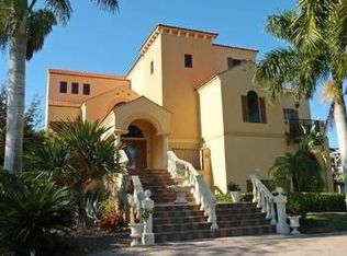 209 Topanga Dr, Bonita Springs, FL 34134
