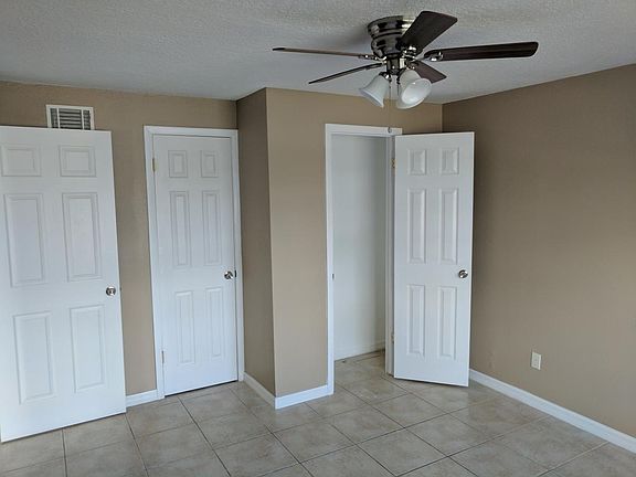 Master Bedroom2