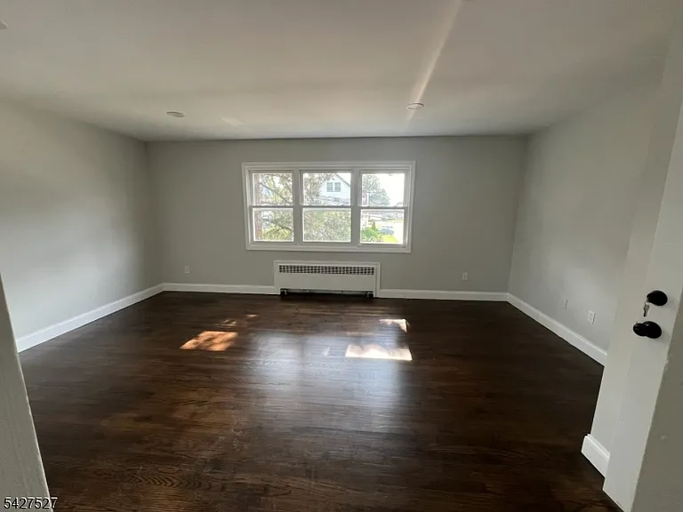 905 Sanford Ave #2 — Photo 7