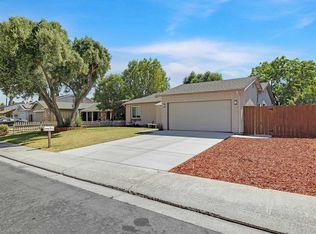 910 Amaretto Dr, Tracy, CA 95376