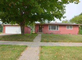 2219 S Central Ave, Rockford, IL 61102