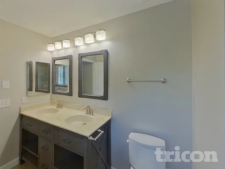 8903 Sequoia Rd — Photo 8