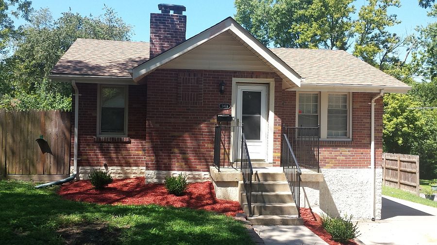 1st image of 3409 Airway Ave