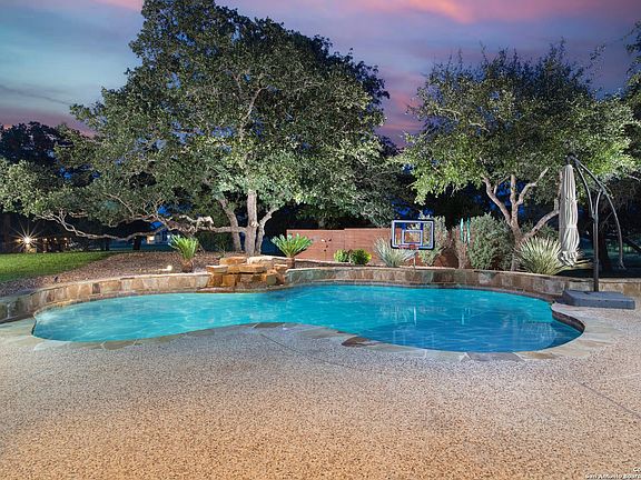 3rd image of 120 Abrego Knoll Dr