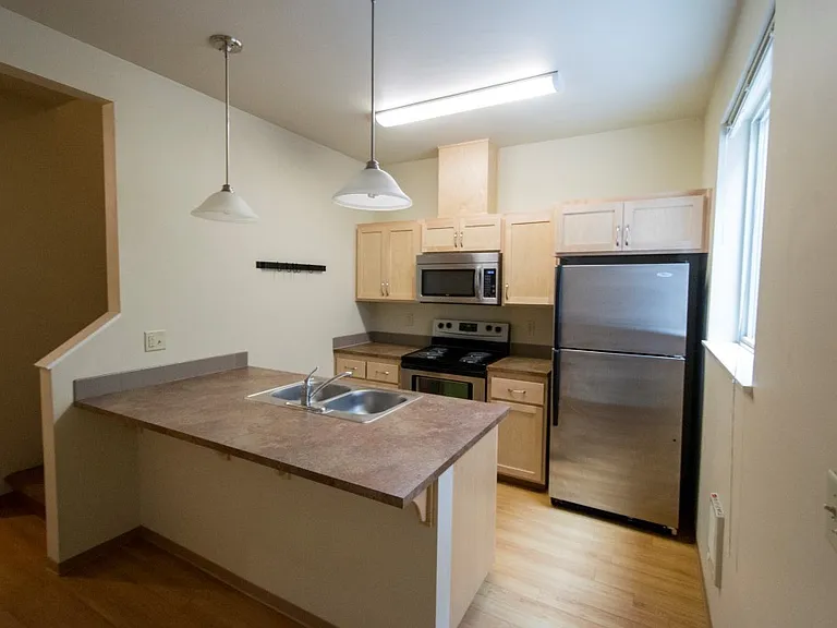 648 E 17th Ave #1-20 — Photo 29