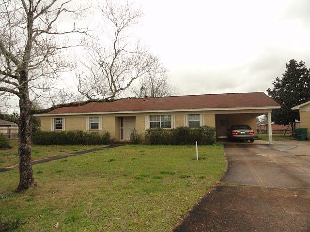 2nd image of 3060 Tew Ave