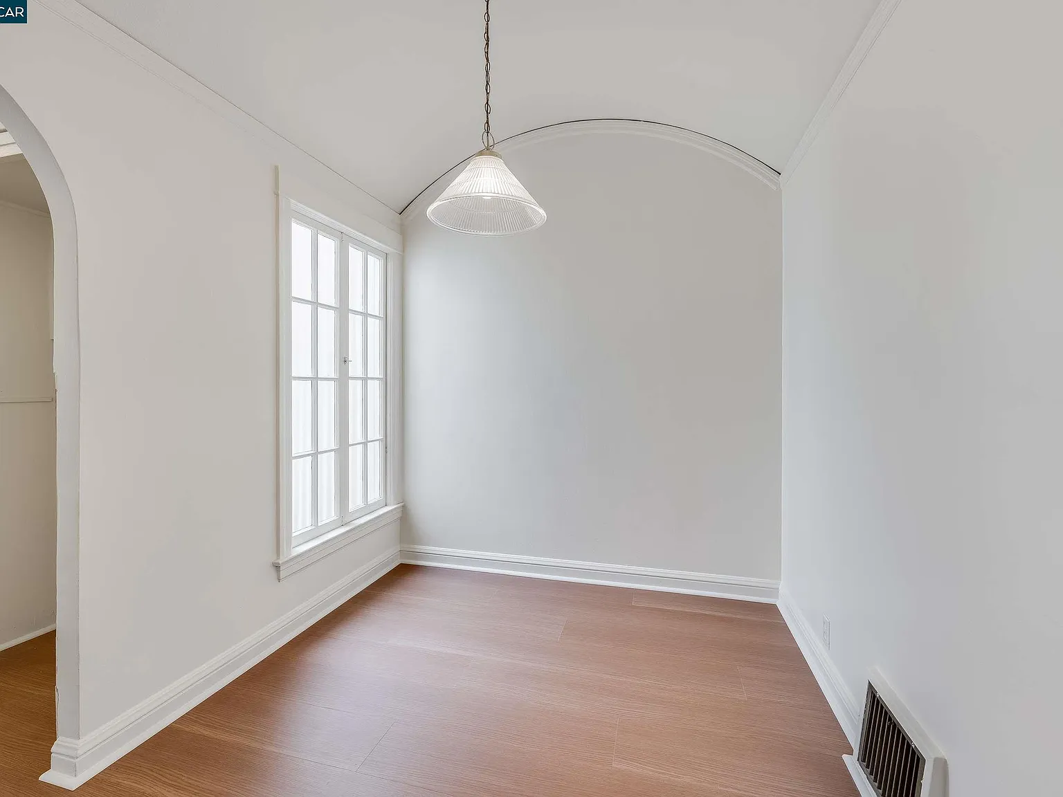 130 Woolsey St - Photo 10