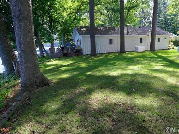 2nd image of 5276 Muskego Dr