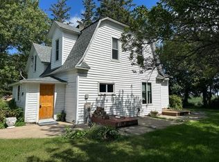 51623 900th St, Windom, MN 56101