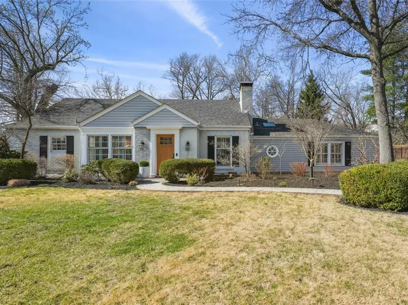 21 S Covington Meadow Rd, Saint Louis, MO 63132