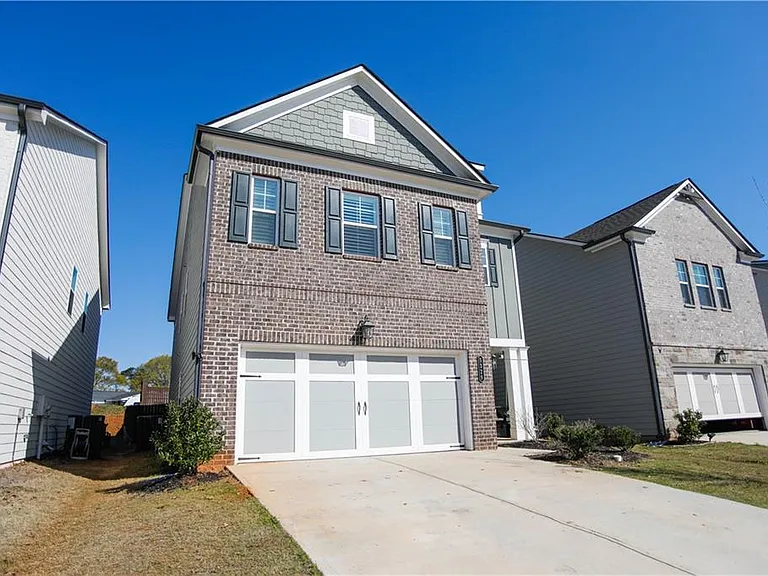 5329 Fox Hill Ln — Photo 1