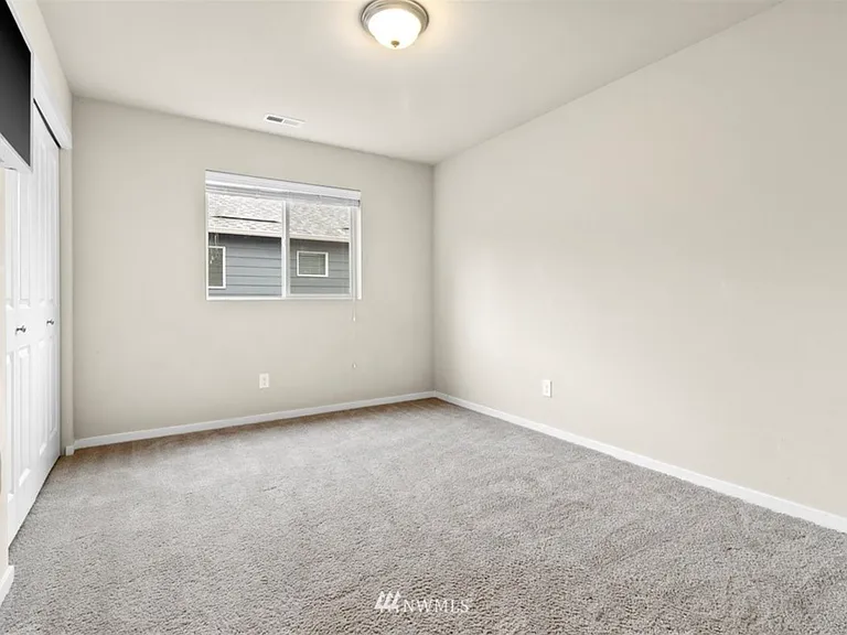 2914 Fiddleback St NE — Photo 19