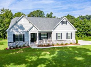 182 Riverstone Dr #13, Davidson, NC 28036