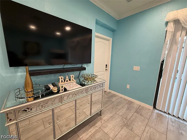 12963 Pemberton Way — Photo 17