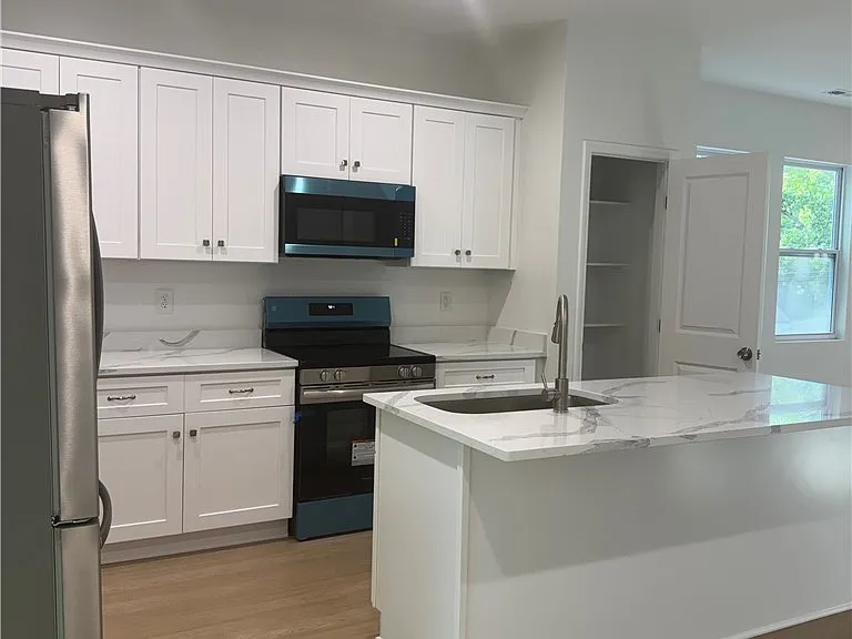 307 A E East End Ave — Photo 5