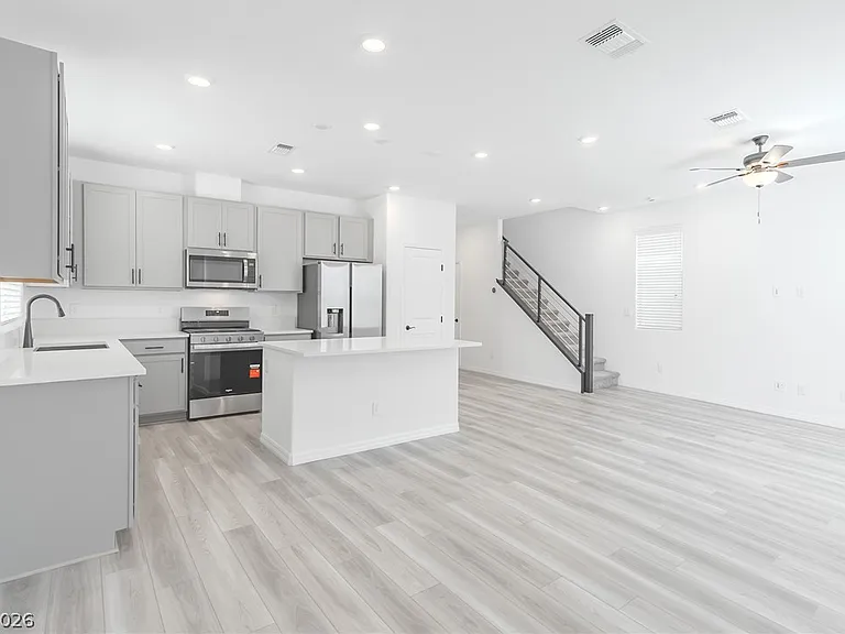 6017 Fennerwick Ave — Photo 7