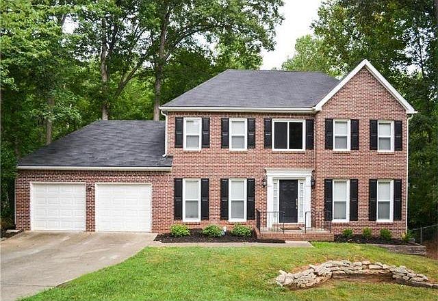 Brick traditional in WALTON for rent.