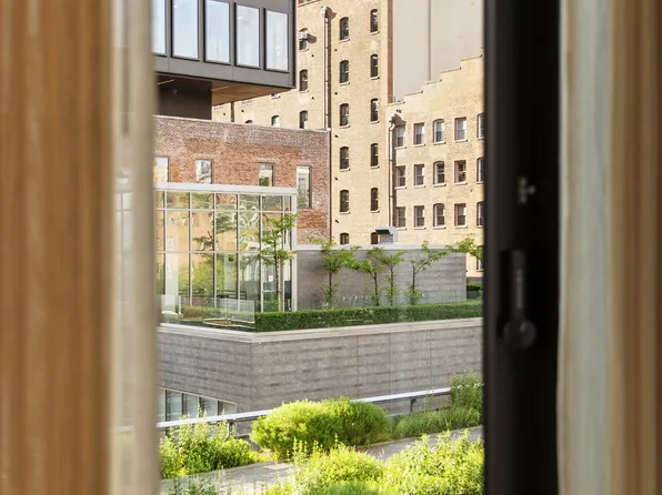 505 West 19th Street image 5 of 19