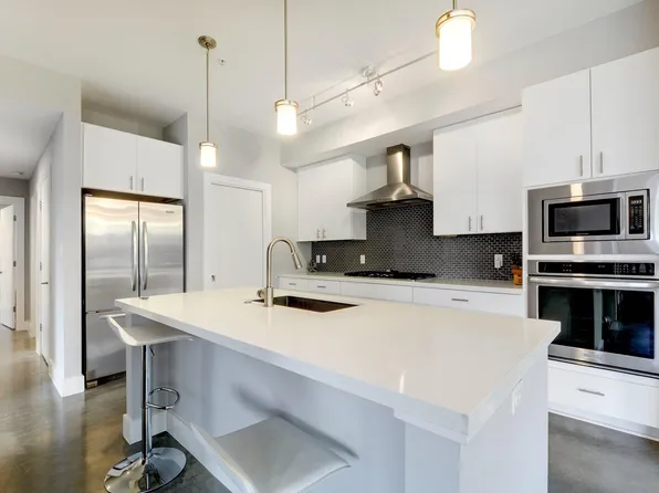 2612 W 12th St Unit 201, Austin, TX 78703