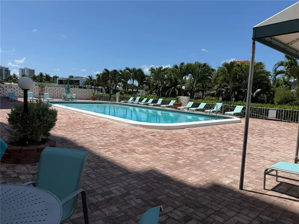 401 Golden Isles Dr, Hallandale Beach, FL