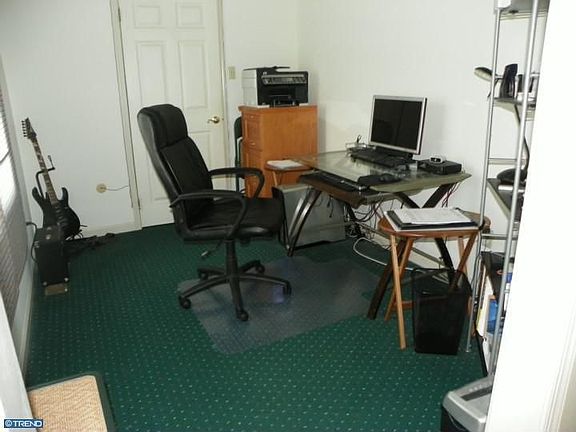 5th image of 3186 Brentwood Dr