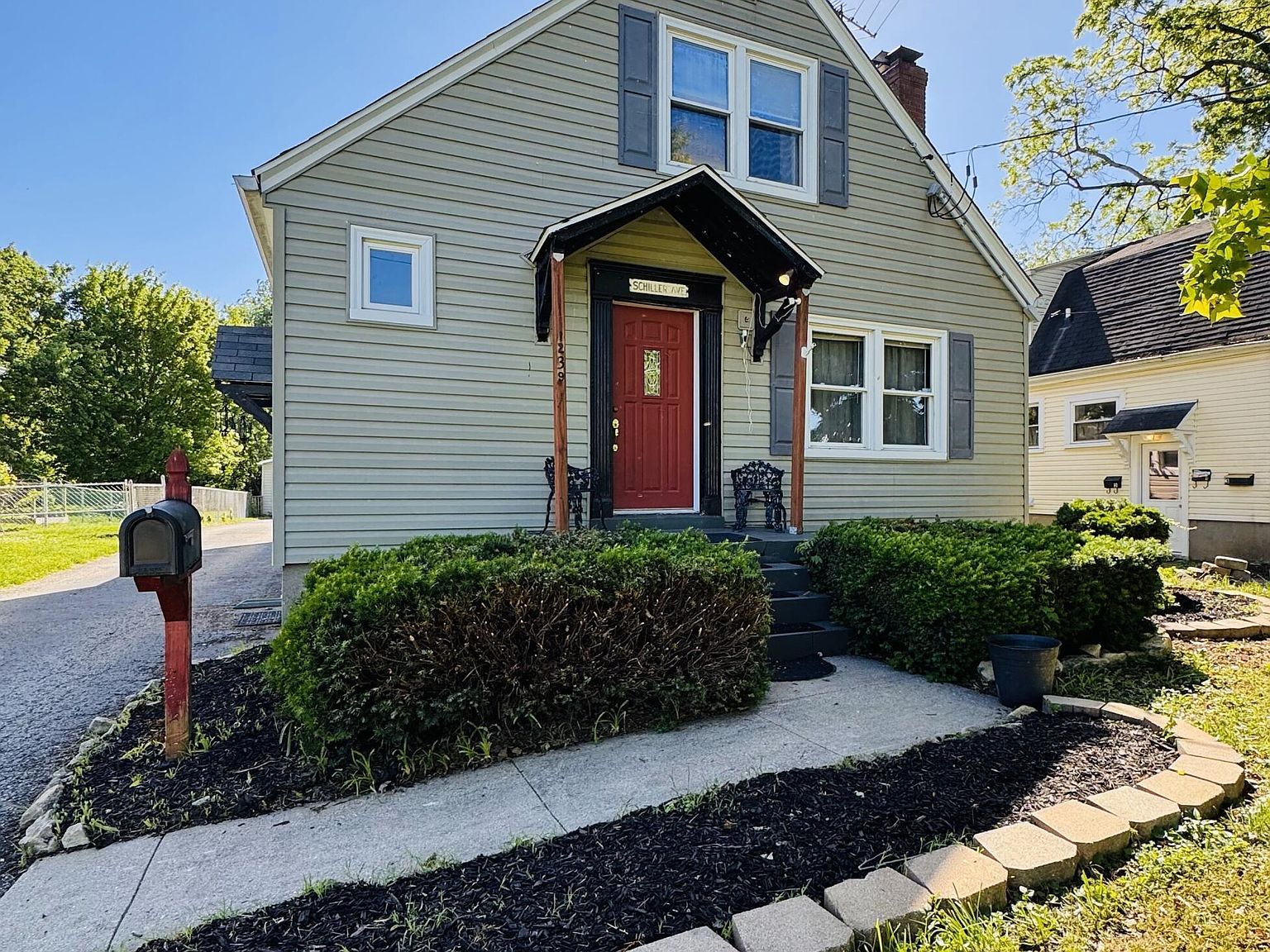 1239 Schiller Ave, Louisville, KY 40204 | Zillow