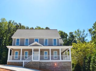 1807 Saint Ives Pl, Dalton, GA