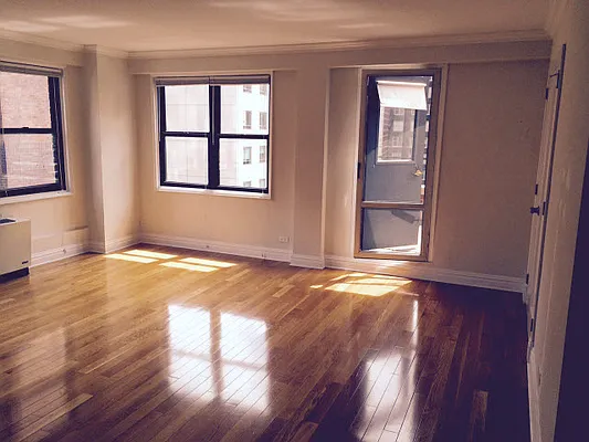 Rented by Stonehenge NYC LLC | media 7