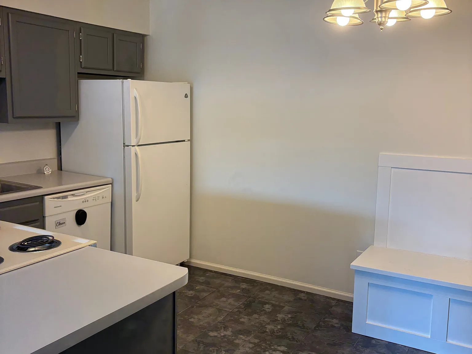 2 bed, 804 sqft, $1,400 — Photo 4