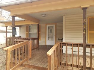 330 N Maple St, Nowata, OK 74048