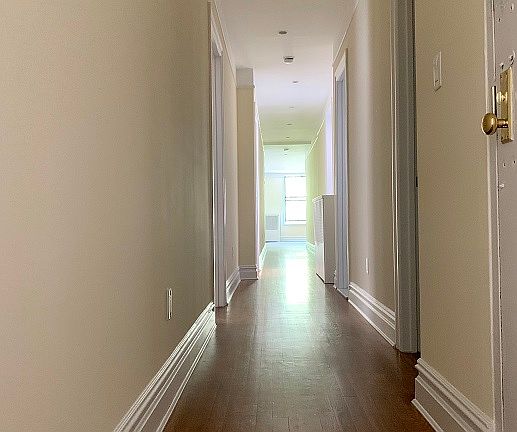 4th image of 230 W 99th St APT 4S