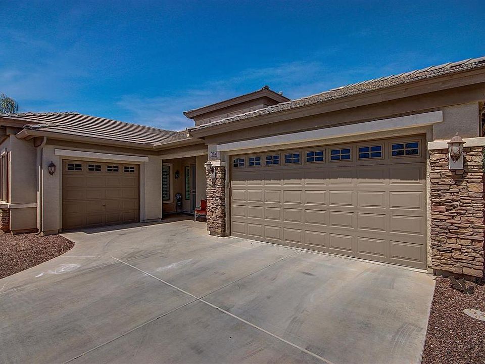 1st image of 1554 E Grand Canyon Dr