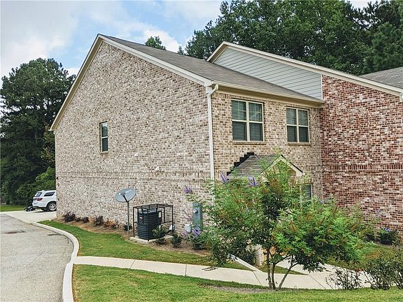 3rd image of 3440 Narrow Creek Ct