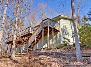 505 Inlet Dr, Seneca, SC 29672