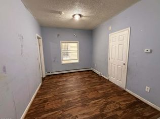 576 13th Ave Floor 3, Newark, NJ 07103