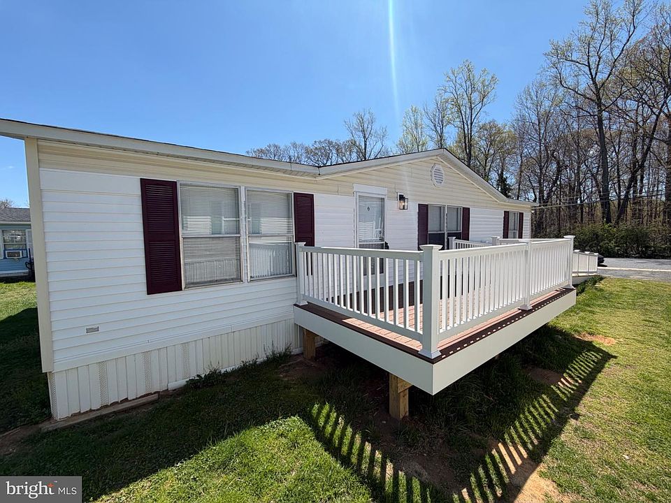 1st image of 227 Forest Green Rd
