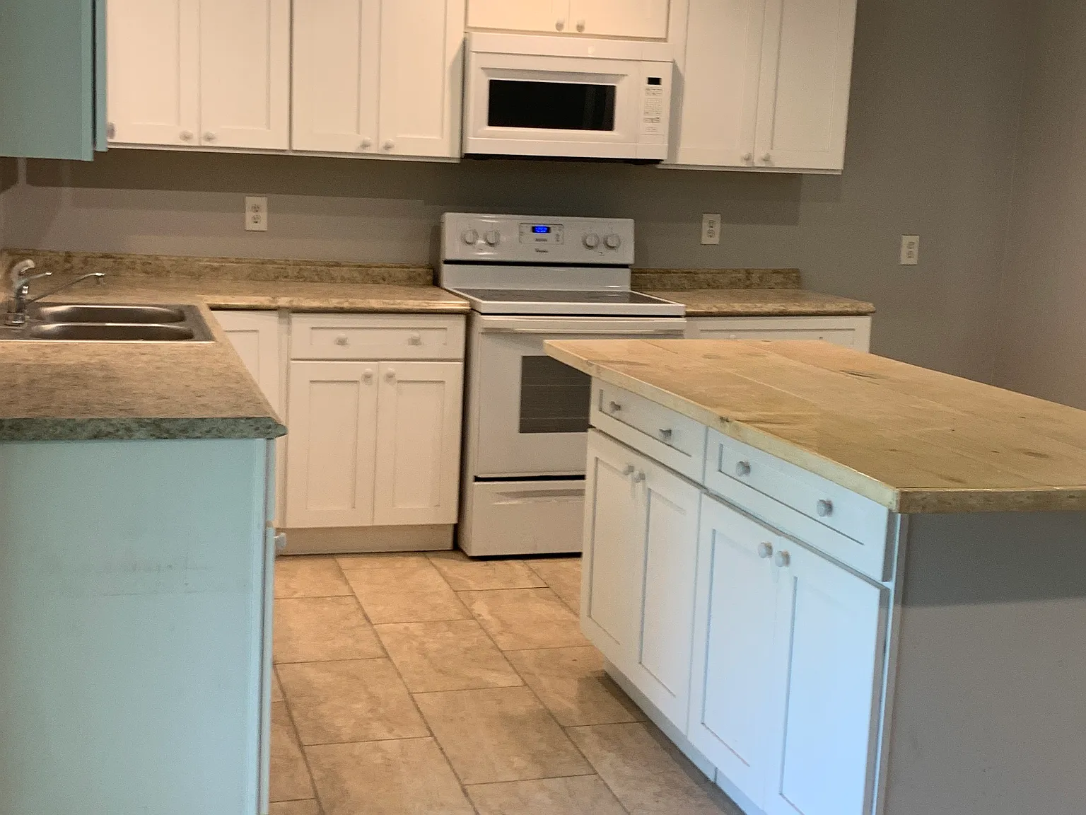 4 bed, 1516 sqft, $1,595 — Photo 3
