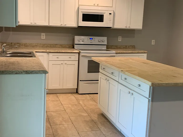 8503 Glen Ct — Photo 3