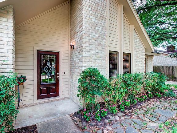 5th image of 3715 Golden Lake Dr