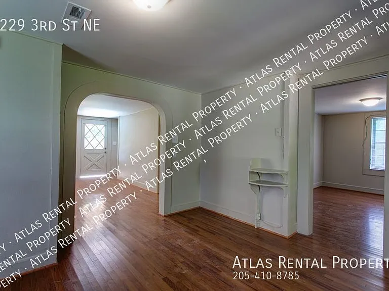 2229 3rd St NE — Photo 7