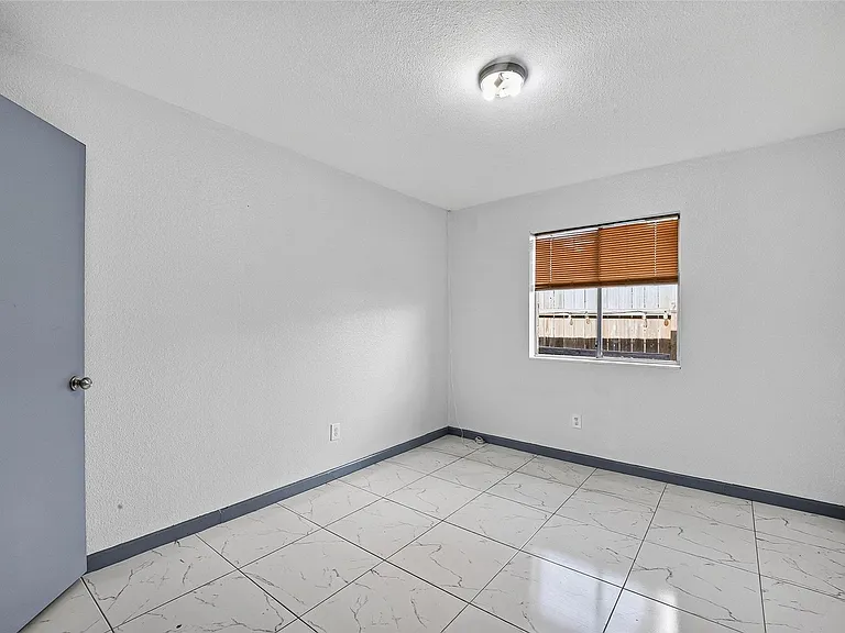 10911 Pecan Dr — Photo 19