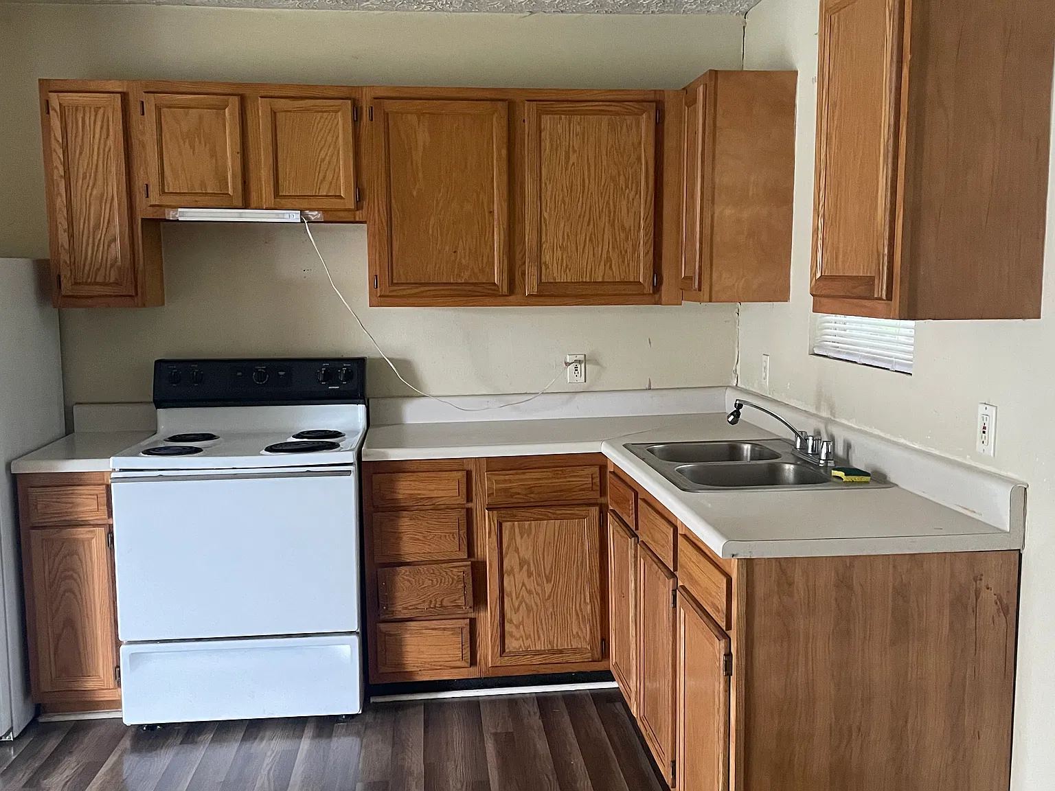 2 bed, 750 sqft, $750 — Photo 2