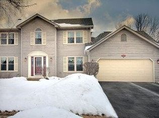 15 Breckenridge Dr, Aurora, IL 60504