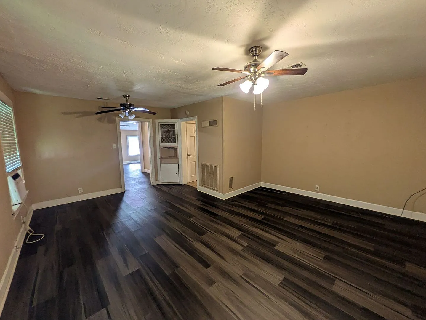 2695 Goliad St Beaumont, TX 77701 — Photo 3