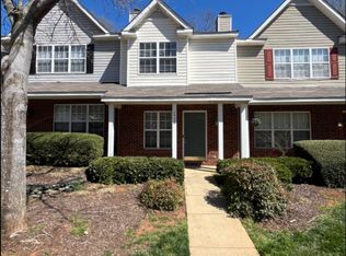 5724 Cougar Ln, Charlotte, NC 28269