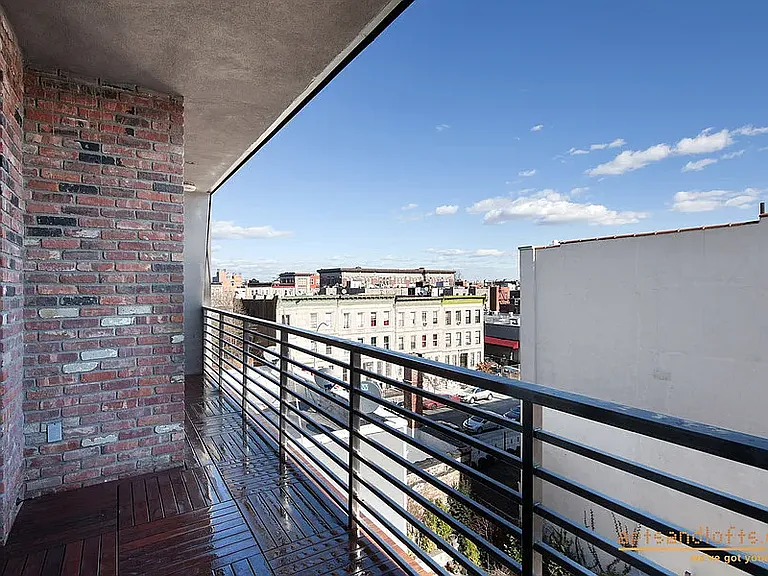 147 Rogers Ave #3B — Photo 8