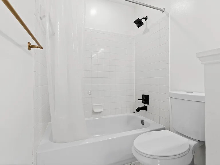 14216 Cervantes Ave — Photo 48
