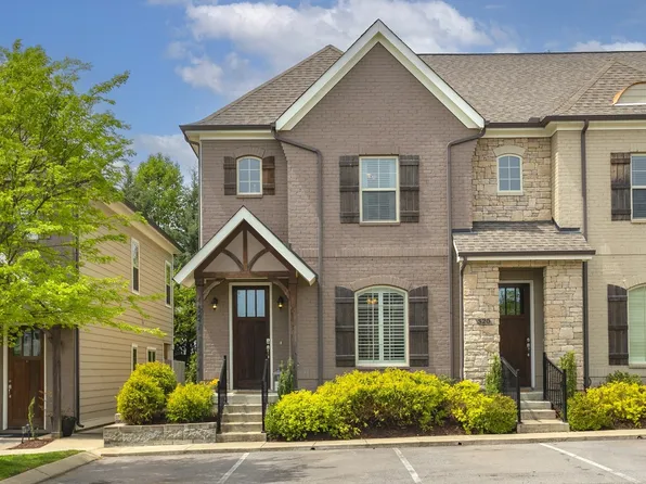 522 Harpeth Park Dr, Nashville, TN 37221